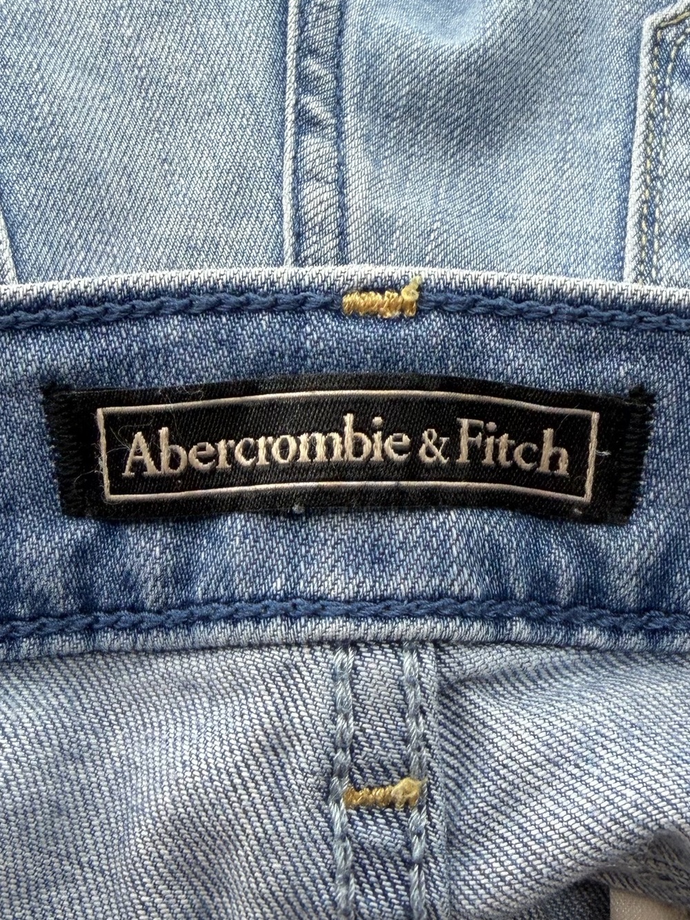 Abercrombie & Fitch Medium Wash Low Rise Denim Shorts, Women's 29 - Picture 5 of 7